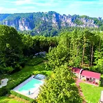 Laasenhof Resort 3*