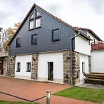 Laasenhof 3*