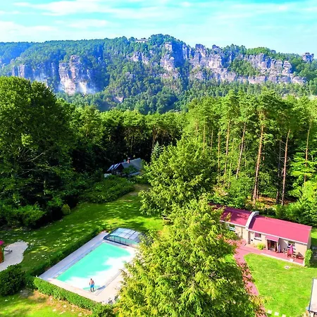Laasenhof Resort 3*