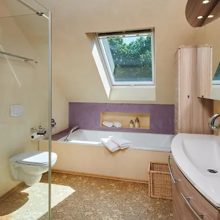 Laasenhof 3* Struppen